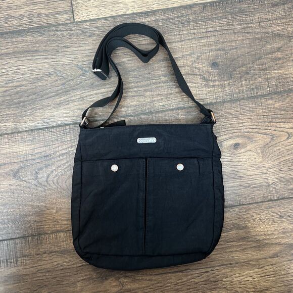 Baggallini Midnight Crossbody Bag - Picture 6 of 13